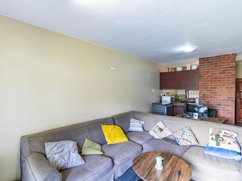Modern 2-Bedroom Ground floor Apartment for Sale – Midrand - Photo 3