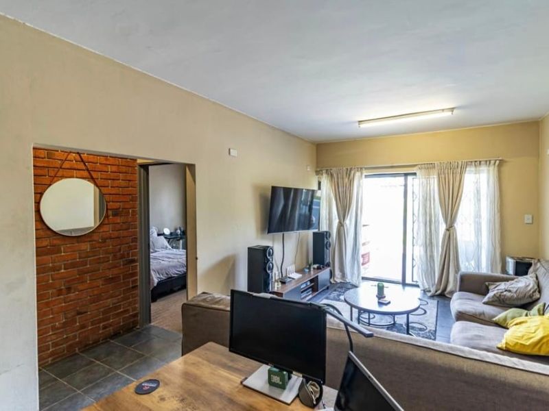Modern 2-Bedroom Ground floor Apartment for Sale – Midrand - Photo 4