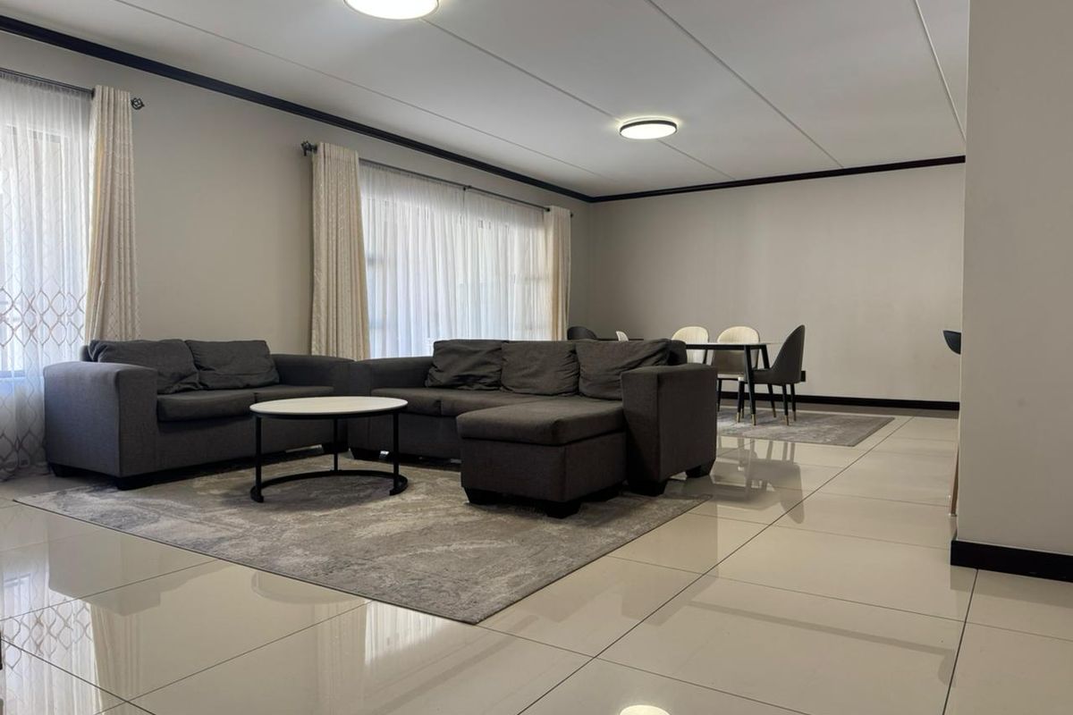 Modern Apartment with Solar Power in Secure Lifestyle Estate - Photo 4