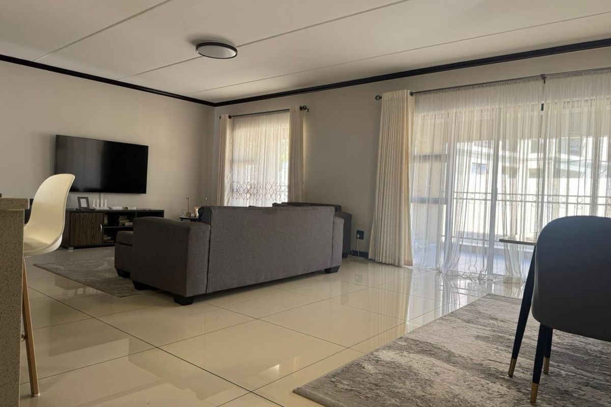Modern Apartment with Solar Power in Secure Lifestyle Estate - Photo 5