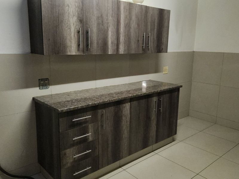 Charming 3-Bedroom Family Home in Erasmia - Photo 5