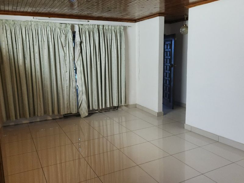 Charming 3-Bedroom Family Home in Erasmia - Photo 2