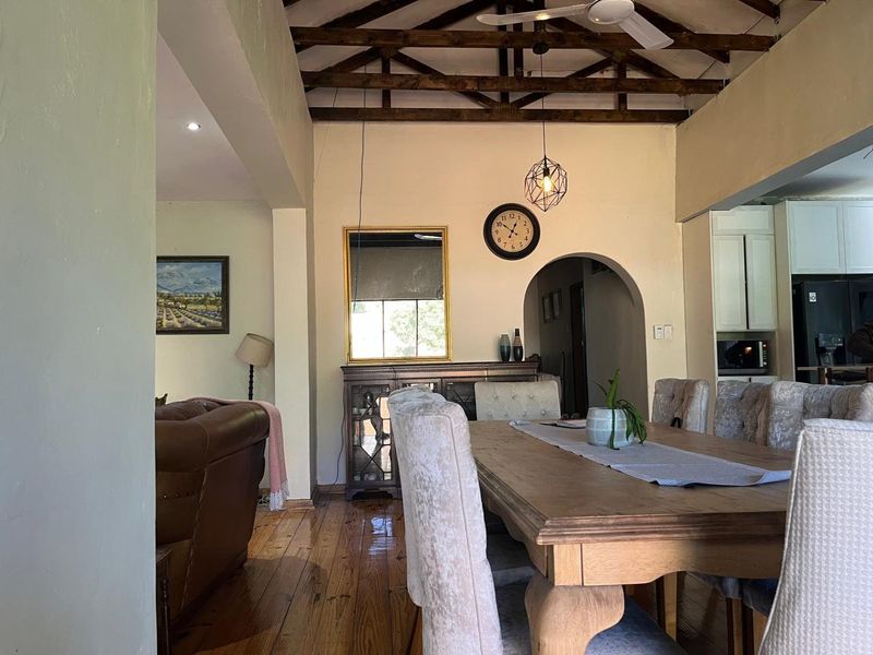 6 Bedroom House for Sale in Westville  - Photo 4
