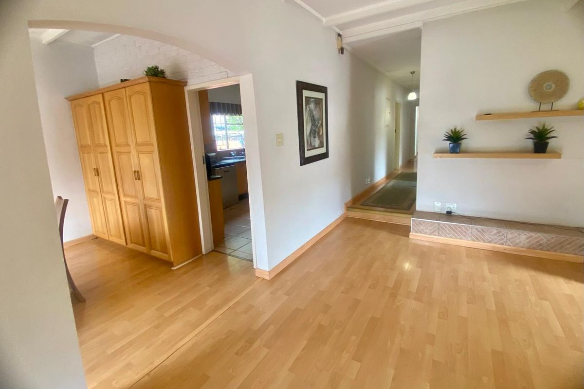 3 Bedroom Family Home with Flatlet/Office Potential in Sought-After Doringkloof Centurion - Photo 4