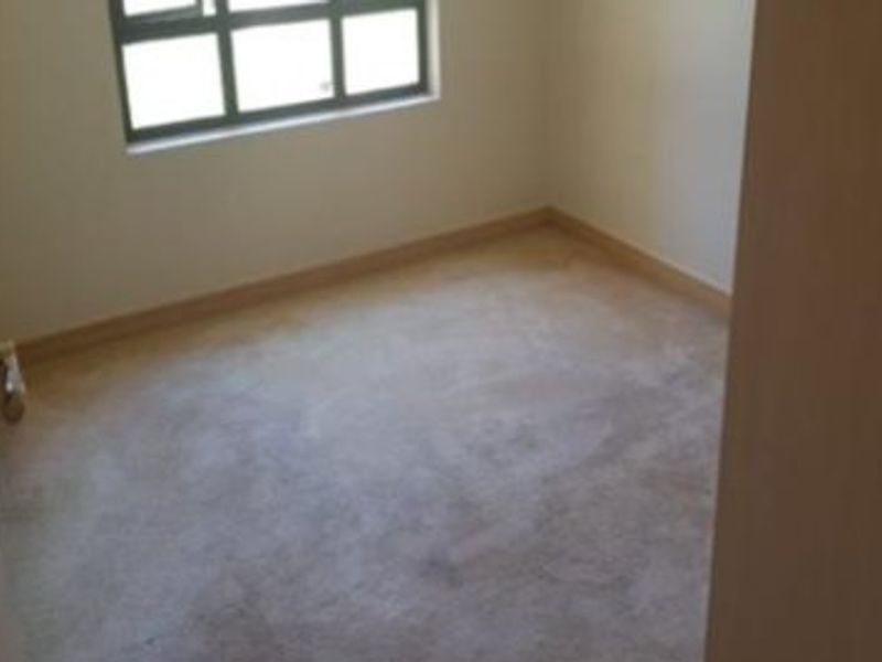 2-bedroom, 1- bathroom ground floor unit available from 1 June 2026. - Photo 5