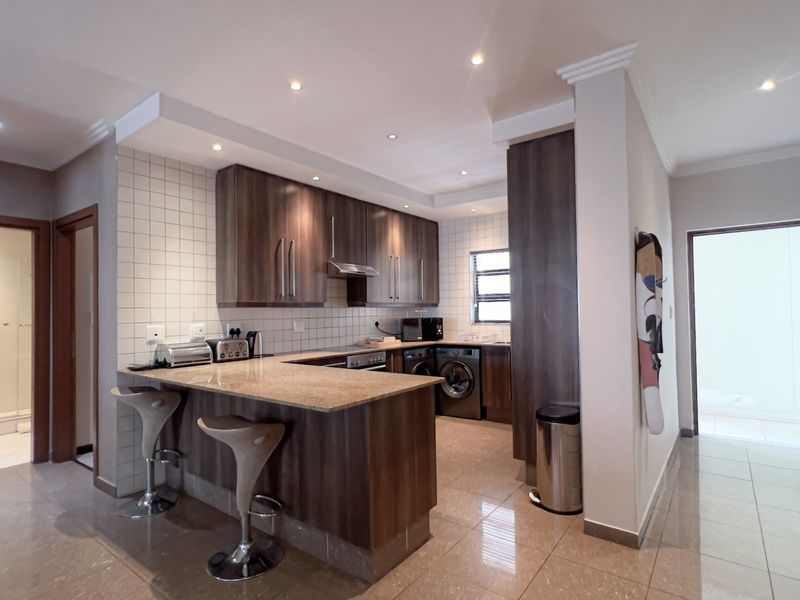 Modern 2-Bedroom Furnished Apartment To Rent – Bedford Gardens (Kingsley) - Photo 2