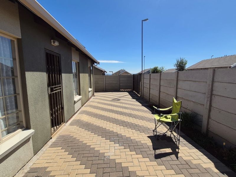 Stunning 3 bedrooms for sale in Sky City  - Photo 8