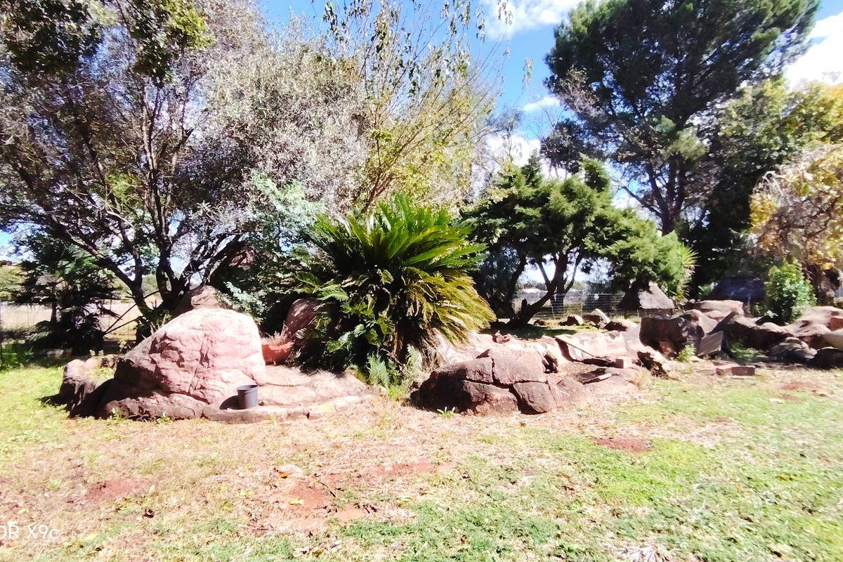 Prime Smallholding | Endless Lifestyle & Business Potential - Photo 2