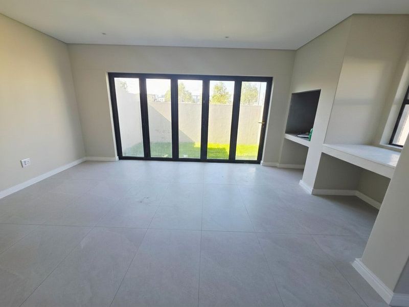 Premium Rental Home in Sought-After Sandown - Photo 1
