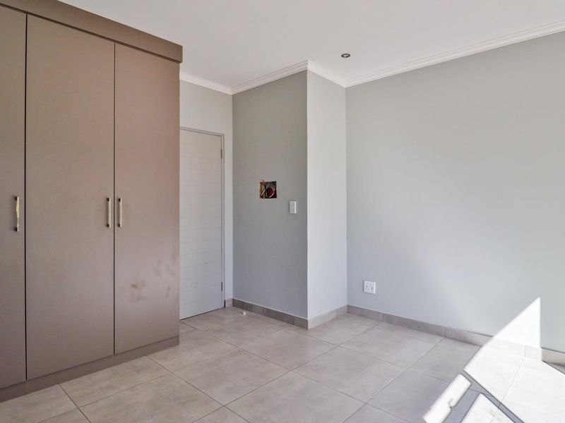 New Retirement Development in Hartbeespoort: Serene Estate – Your Exclusive Haven for Comfort and Safety - Photo 8