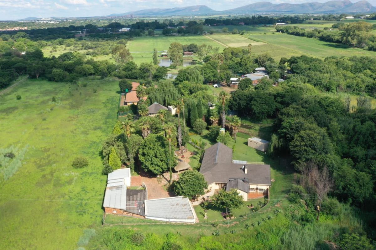 1.9 Hectare Smallholding in Krokodildrift - Photo 4