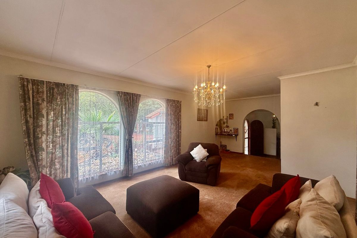 Everyday Comfort in Hartbeespoort - Photo 5