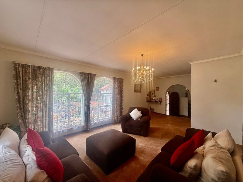 Everyday Comfort in Hartbeespoort - Photo 5
