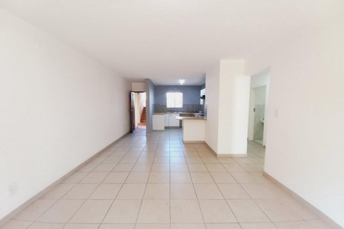 Two-Bedroom, 2 Bathroom Townhouse at Eagles Nest – Ground Floor - Photo 5
