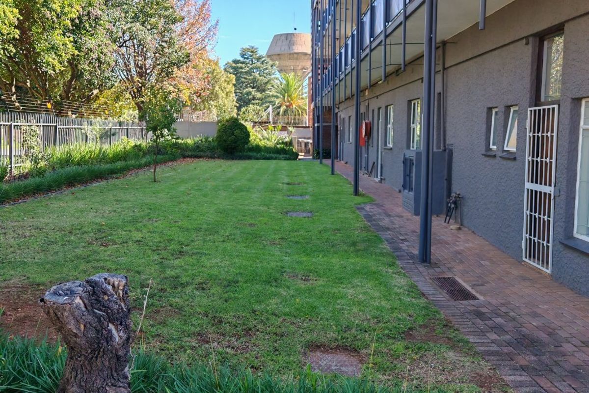 2 Bedroom Apartment for Rent in Linden - Photo 3