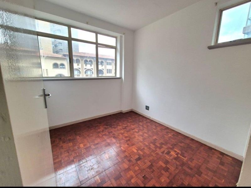 3 Bedrooms, 2 Bathrooms Apartment For Sale In Point, Durban - Photo 8
