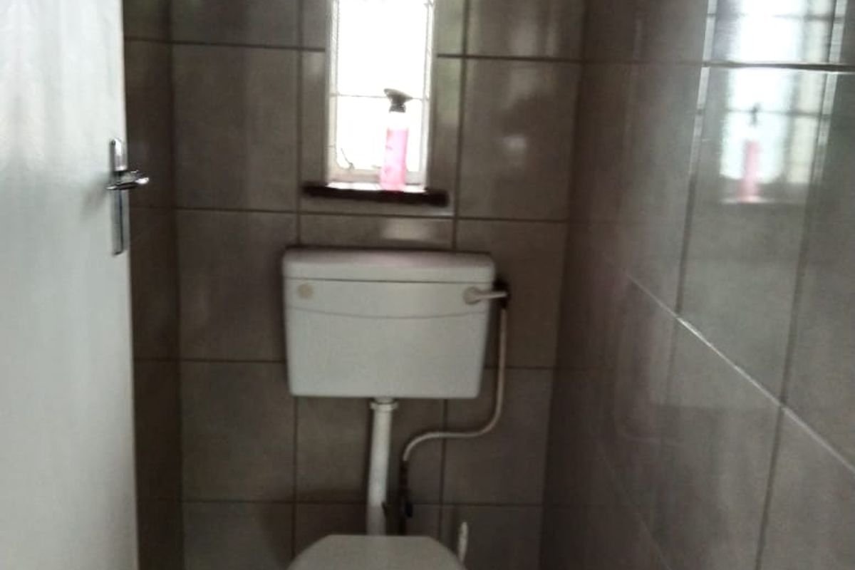 3 Bedroom Sharing Accommodation To Let In Umbilo, Durban - Photo 5