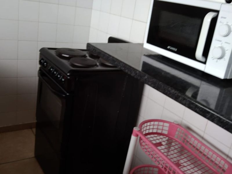 3 Bedroom Sharing Accommodation To Let In Umbilo, Durban - Photo 2