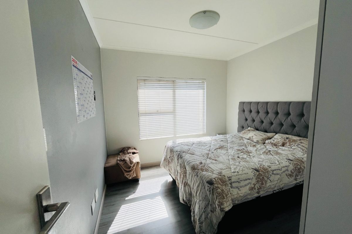 Two bedroom And 1 bathroom apartment  for rent in Midrand Call  us Now - Photo 5