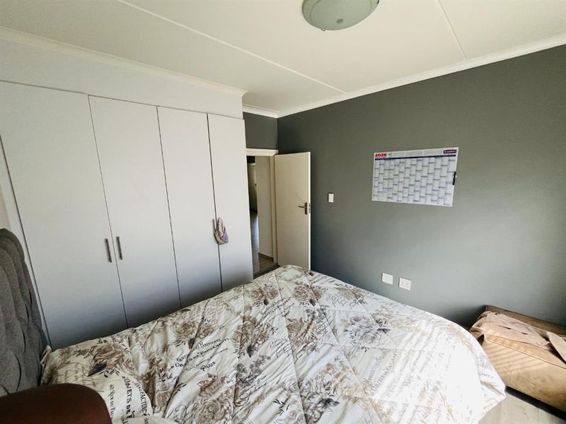 Chic Erand Gardens Flat for Rent - Photo 6
