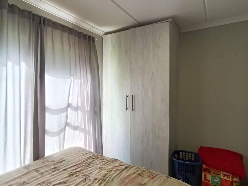 Ground floor Chic 2 Bedroom Apartment in Eveleigh, Boksburg - Photo 10