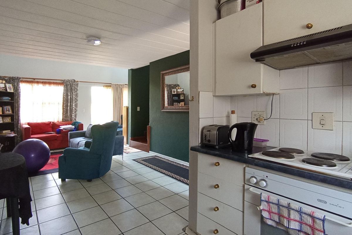 2-Bedroom Apartment with Balcony in San Pablo – Ideal Investment or First Home! - Photo 5