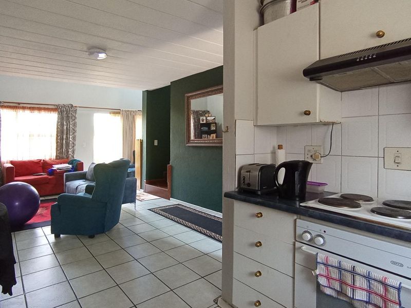 2-Bedroom Apartment with Balcony in San Pablo – Ideal Investment or First Home! - Photo 5