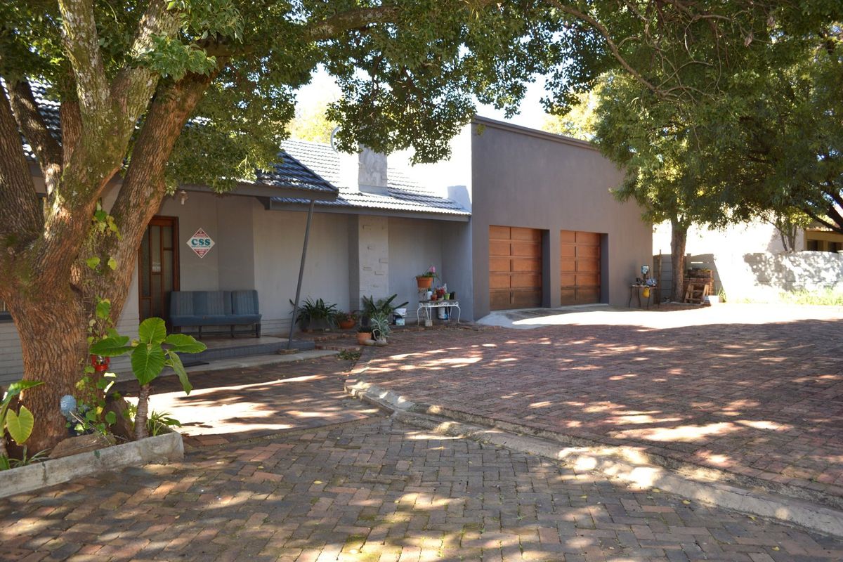 Prime Position. Endless Potential. Exceptional Value. - Photo 2