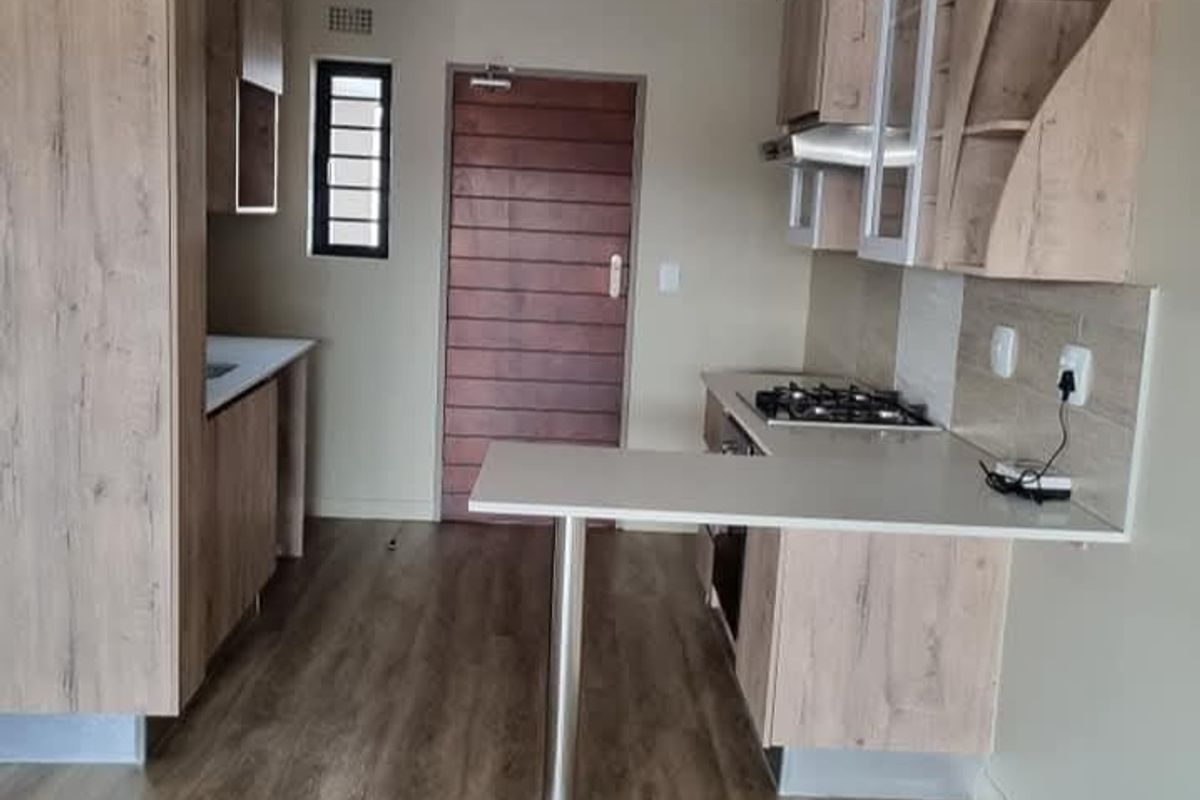 Modern 2-Bedroom Apartment in Roodepark Eco Estate - Photo 3