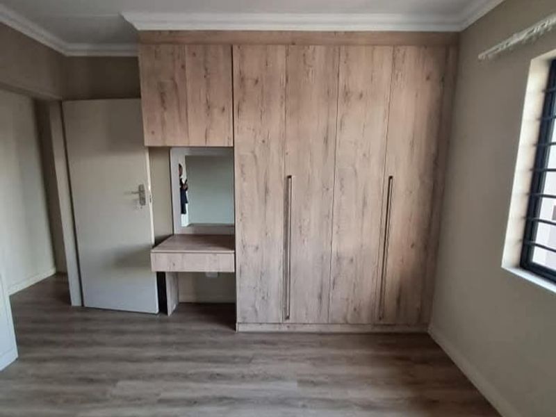 Modern 2-Bedroom Apartment in Roodepark Eco Estate - Photo 9