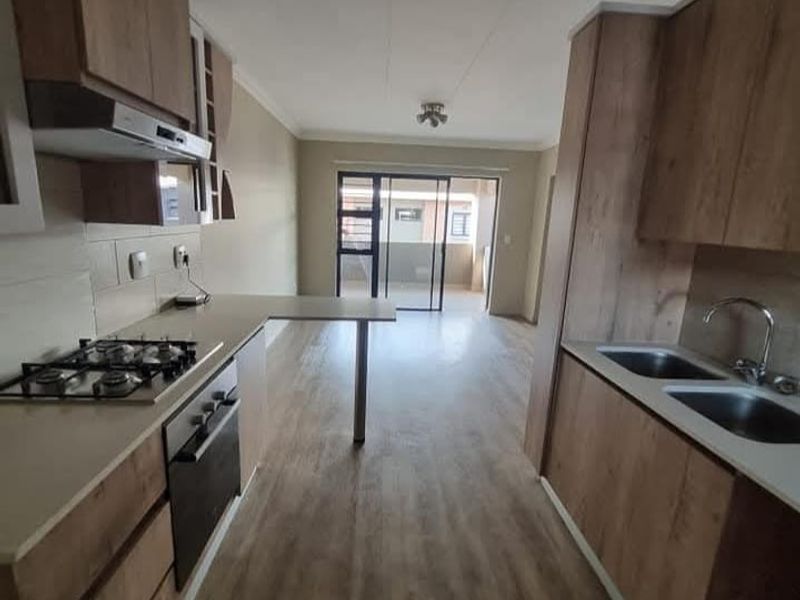 Modern 2-Bedroom Apartment in Roodepark Eco Estate - Photo 8