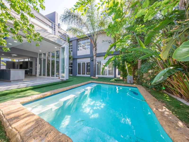 Ultra Modern Family Home with Pool in Thornvalley Estate - Photo 3