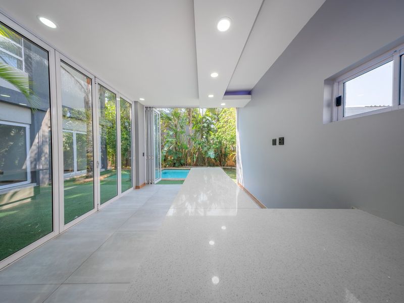 Ultra Modern Family Home with Pool in Thornvalley Estate - Photo 4