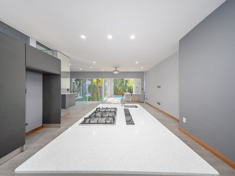 Ultra Modern Family Home with Pool in Thornvalley Estate - Photo 9