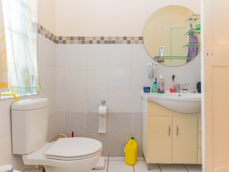 Centrally located Home For Sale.... - Photo 8