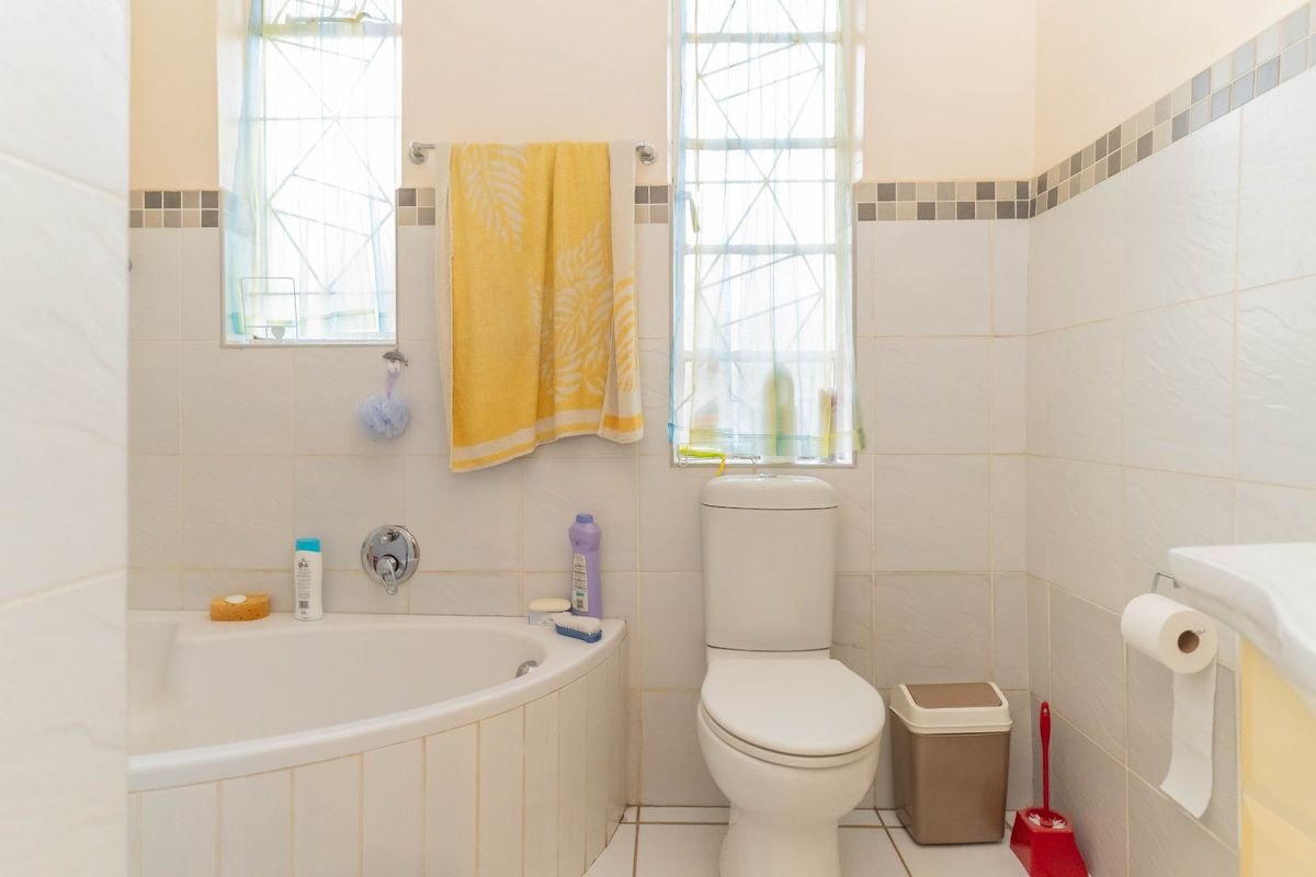 Centrally located Home For Sale.... - Photo 2