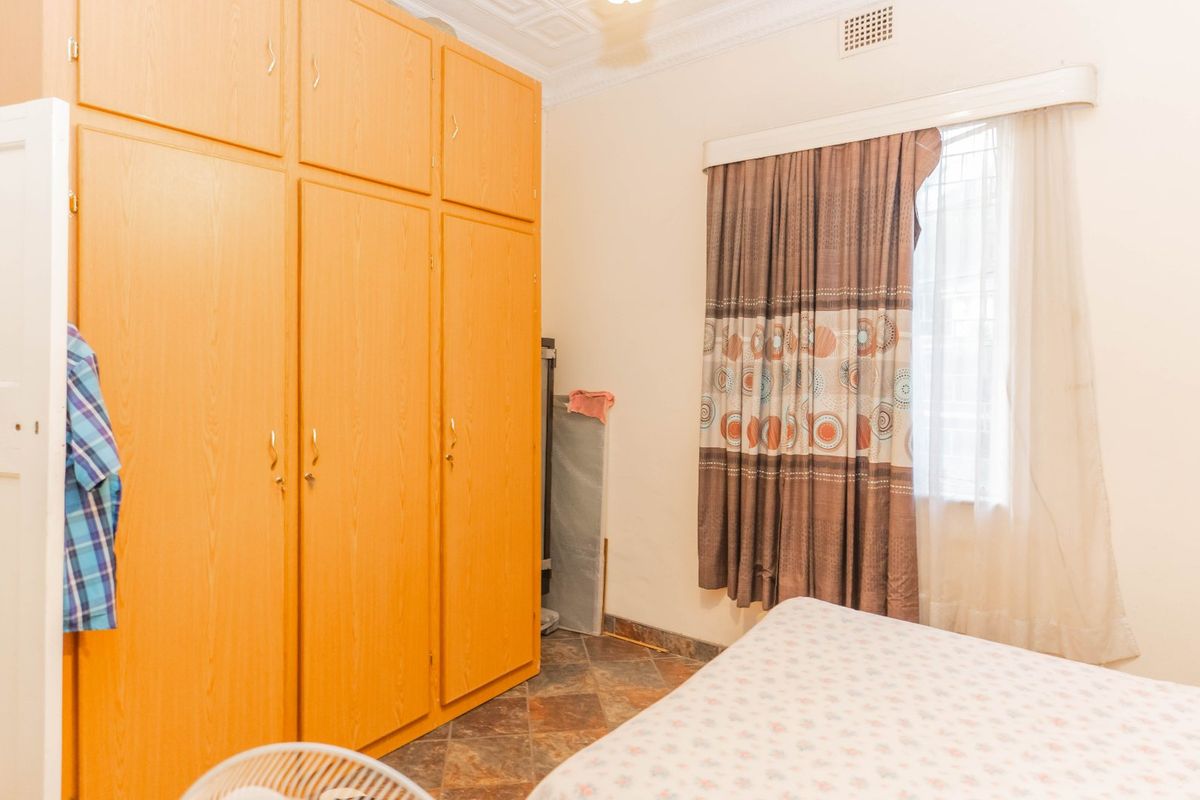 Centrally located Home For Sale.... - Photo 4