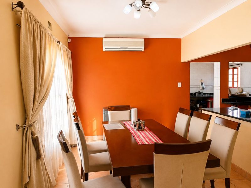 3 Bedroom Hurlyvale haven with open plan living and swimming pool - Photo 9