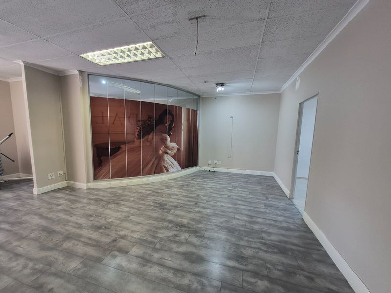 Bryanston Office Space with Generator, Water Backup & 24/7 Security - Photo 2