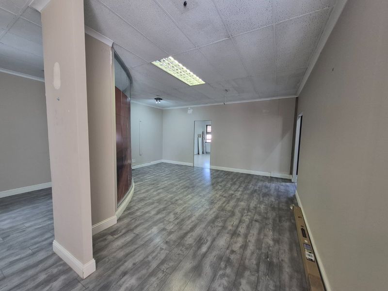 Bryanston Office Space with Generator, Water Backup & 24/7 Security - Photo 9
