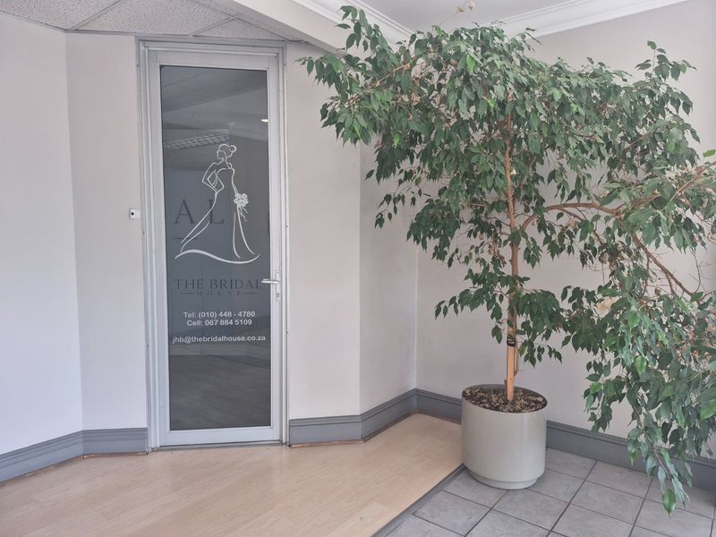 Bryanston Office Space with Generator, Water Backup & 24/7 Security - Photo 3