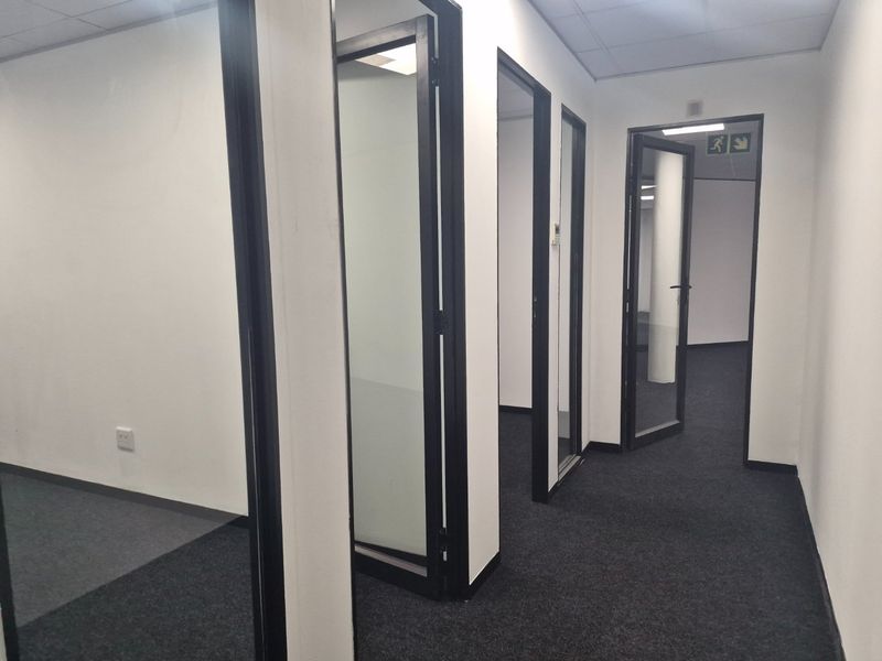 Bryanston Modern Fitted Office with Large Boardroom in Secure Office Park - Photo 8