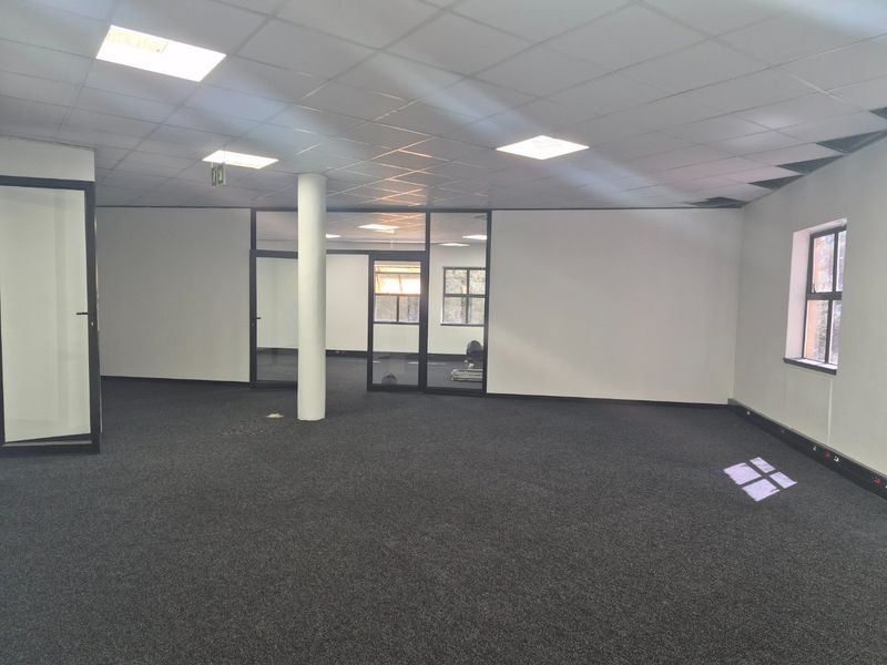 Bryanston Modern Fitted Office with Large Boardroom in Secure Office Park - Photo 3
