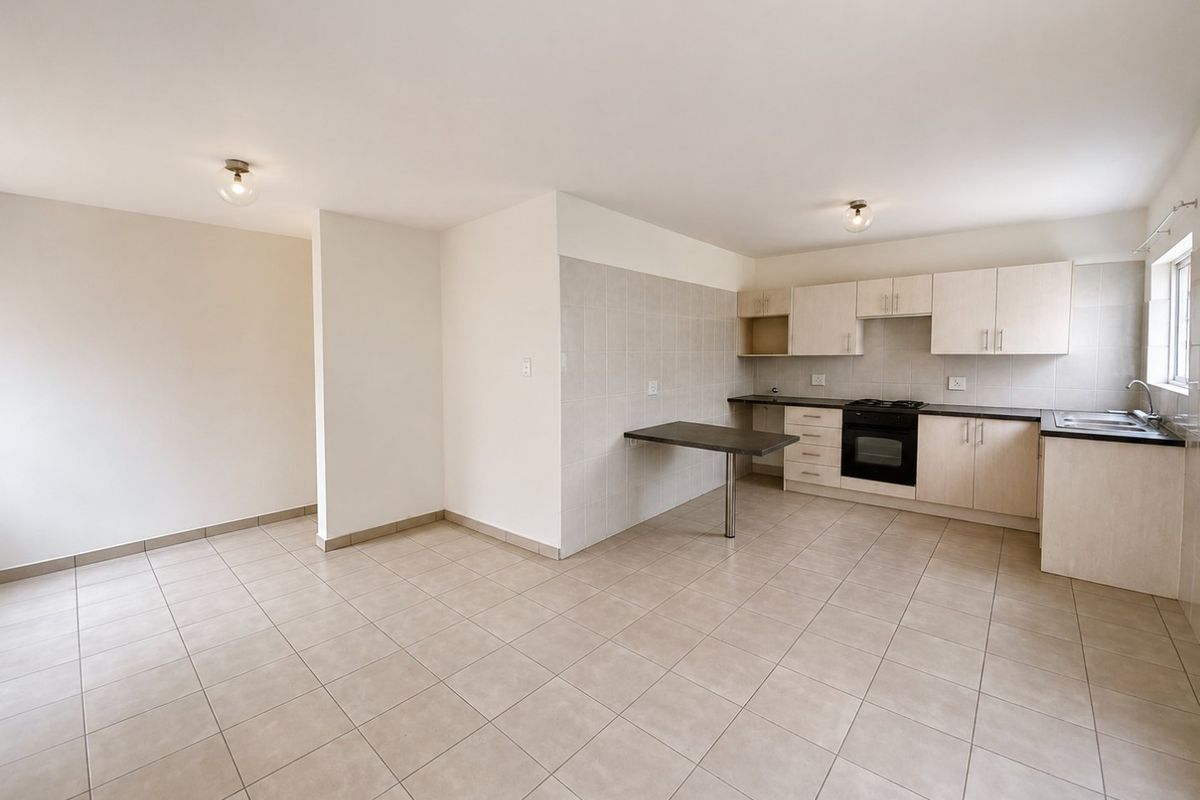 Bright Edenvale flat with open plan living situated close to Amenities! - Photo 2