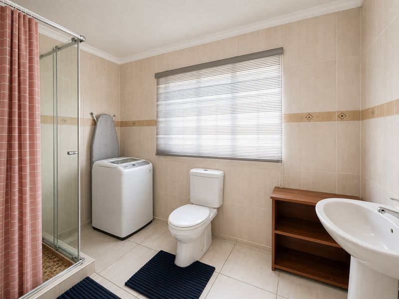 Klopperpark family home with granny flat bliss - Photo 7