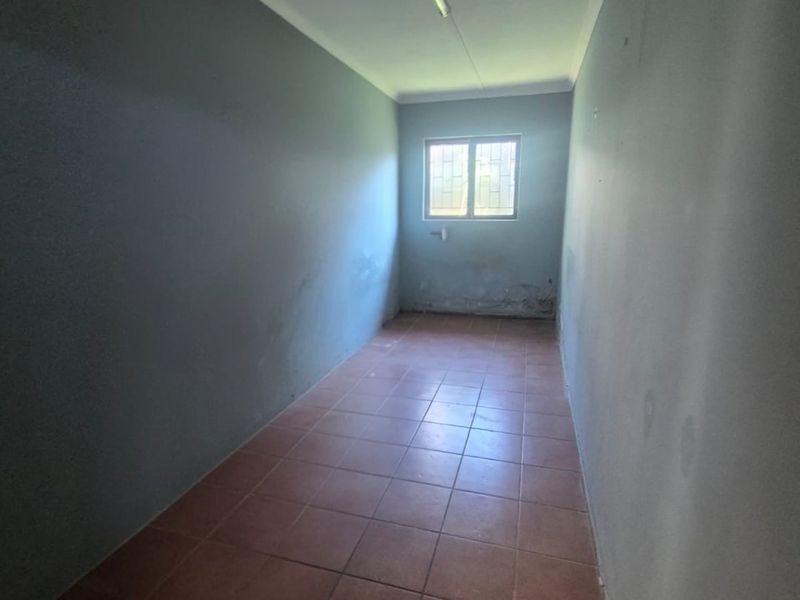 1.5 bedroom granny cottage in Fynnland R7000pm - Photo 10