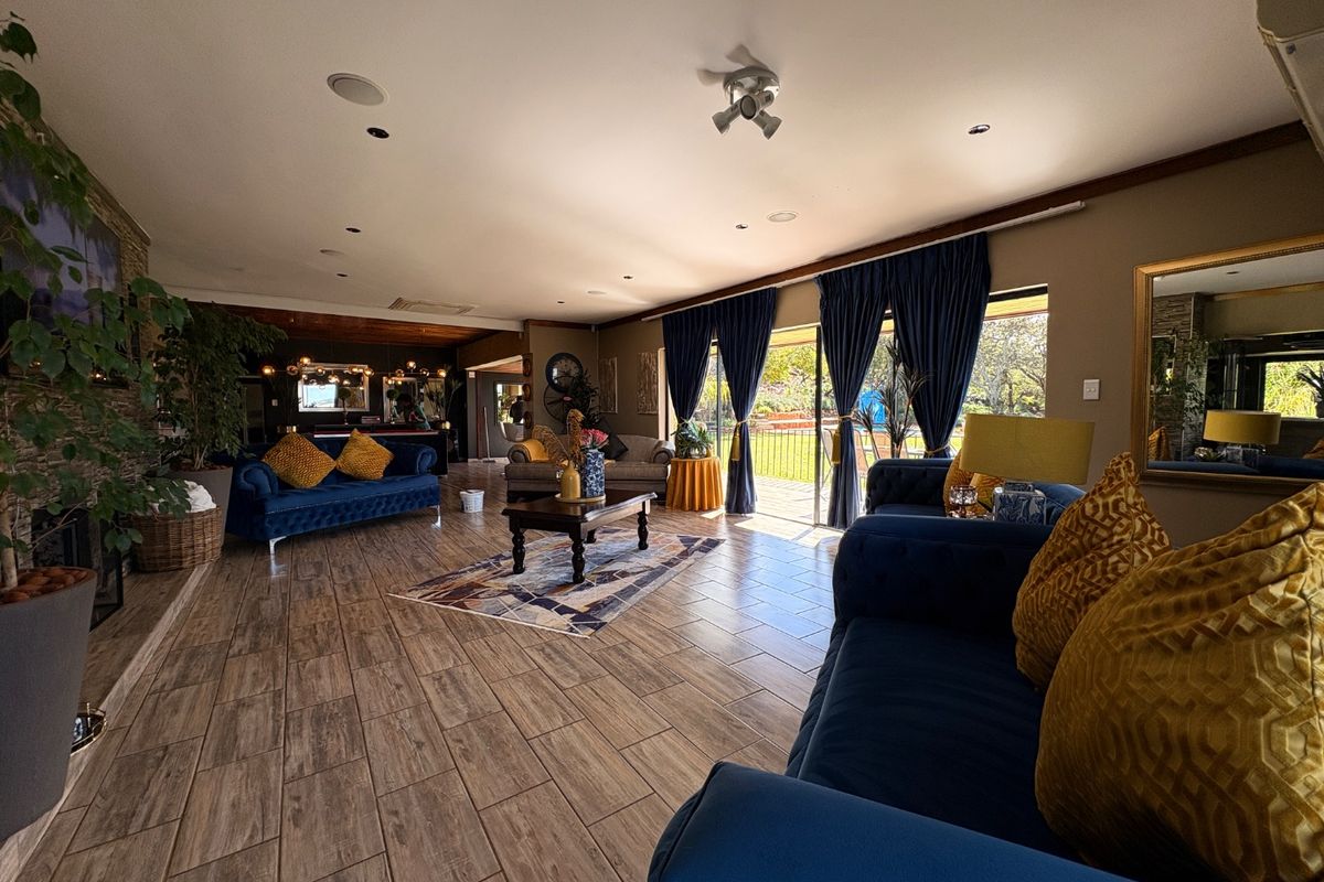 Luxury, Space, Location — All in One! - Photo 5