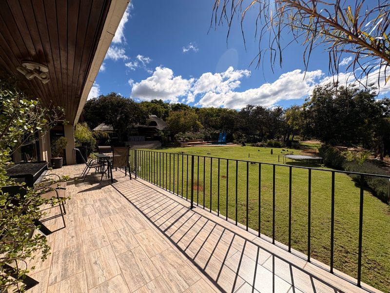 Luxury, Space, Location — All in One! - Photo 3