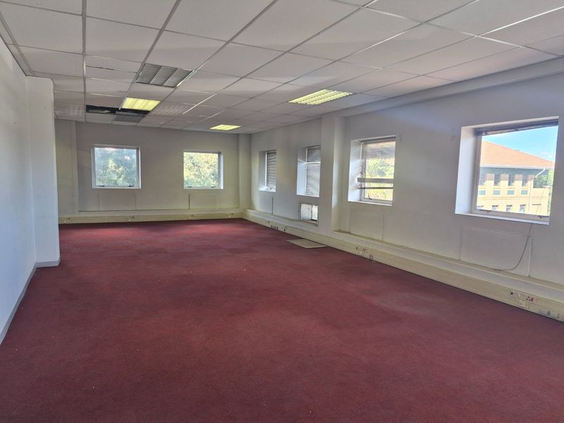 A-Grade Sunninghill Office Ready for Custom Fitout - Photo 4
