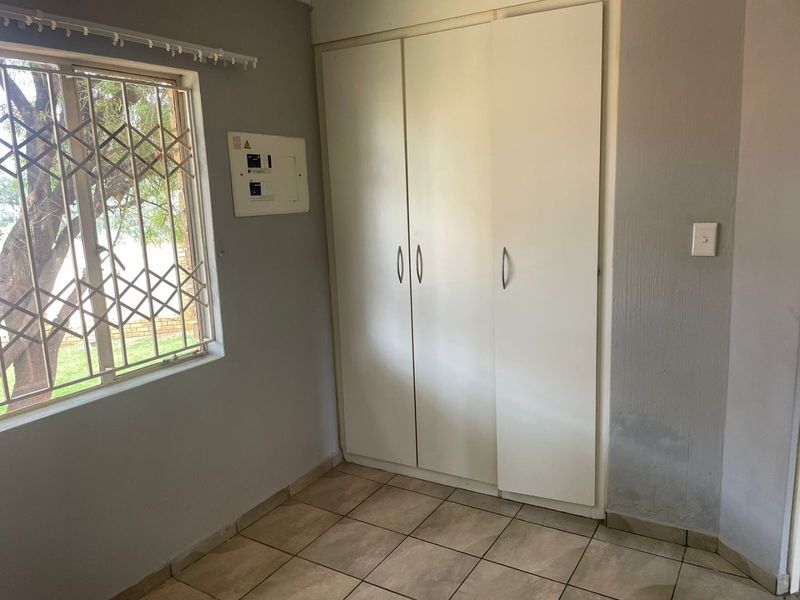STYLISH 3 BEDROOM  IN JERICHO COMPLEX, TO RENT  24 HOURS SECURITY  - Photo 8